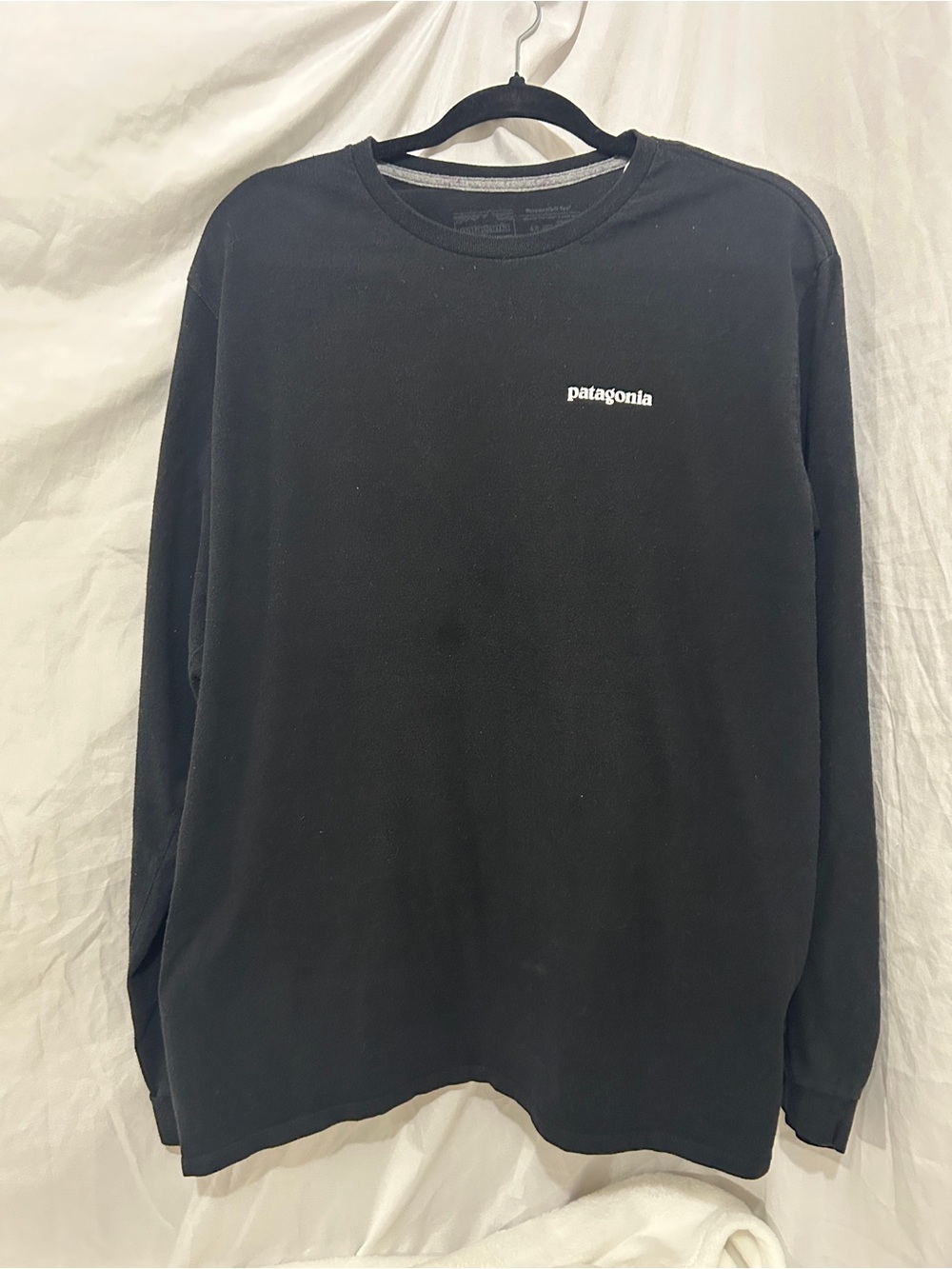Patagonia Black Long Sleeve Responsibili-Tee - Size Large
